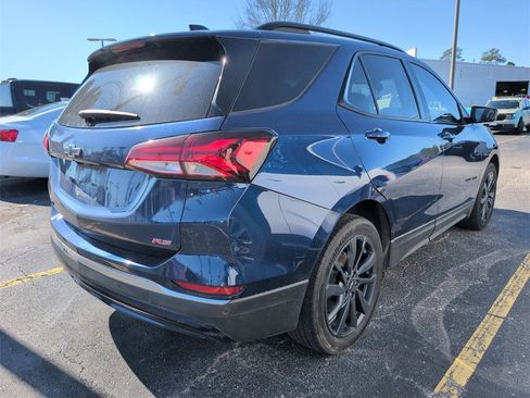 Used 2022 Chevrolet Equinox RS w/ RS Leather Package image 3