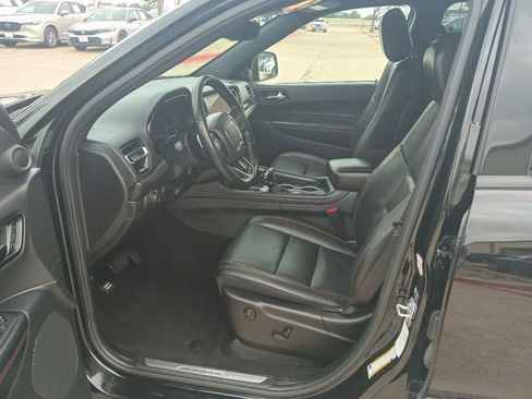 Used 2025 Dodge Durango GT AWD/4WD image 4