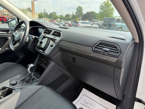 Used 2024 Volkswagen Tiguan Wolfsburg Edition image 12