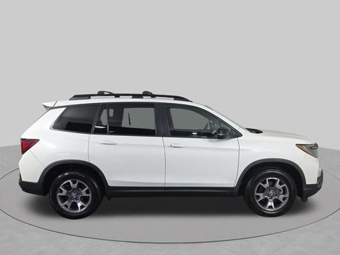 Used 2023 Honda Passport TrailSport image 43