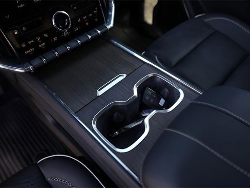 Used 2024 GMC Acadia Denali w/ Super Cruise Package image 19