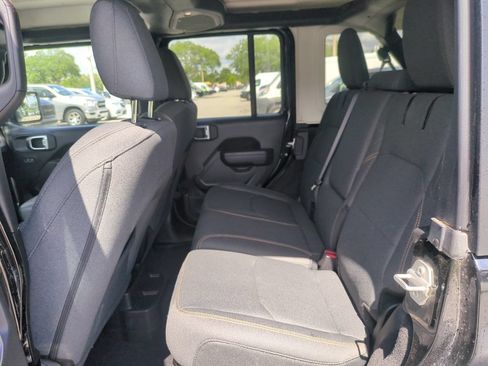 Used 2025 Jeep Wrangler Unlimited Sport S 4xe AWD/4WD image 15