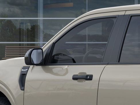 New 2025 Ford Maverick XLT w/ XLT Luxury Package image 21