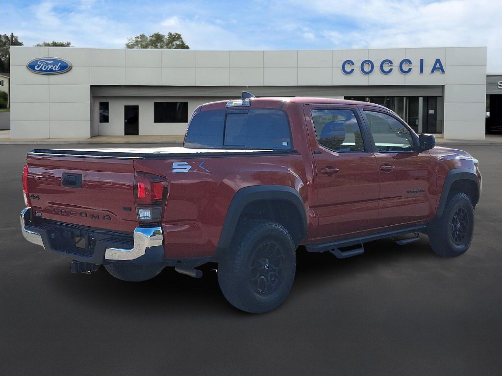 Used 2023 Toyota Tacoma SR5 w/ SX Package AWD/4WD image 4