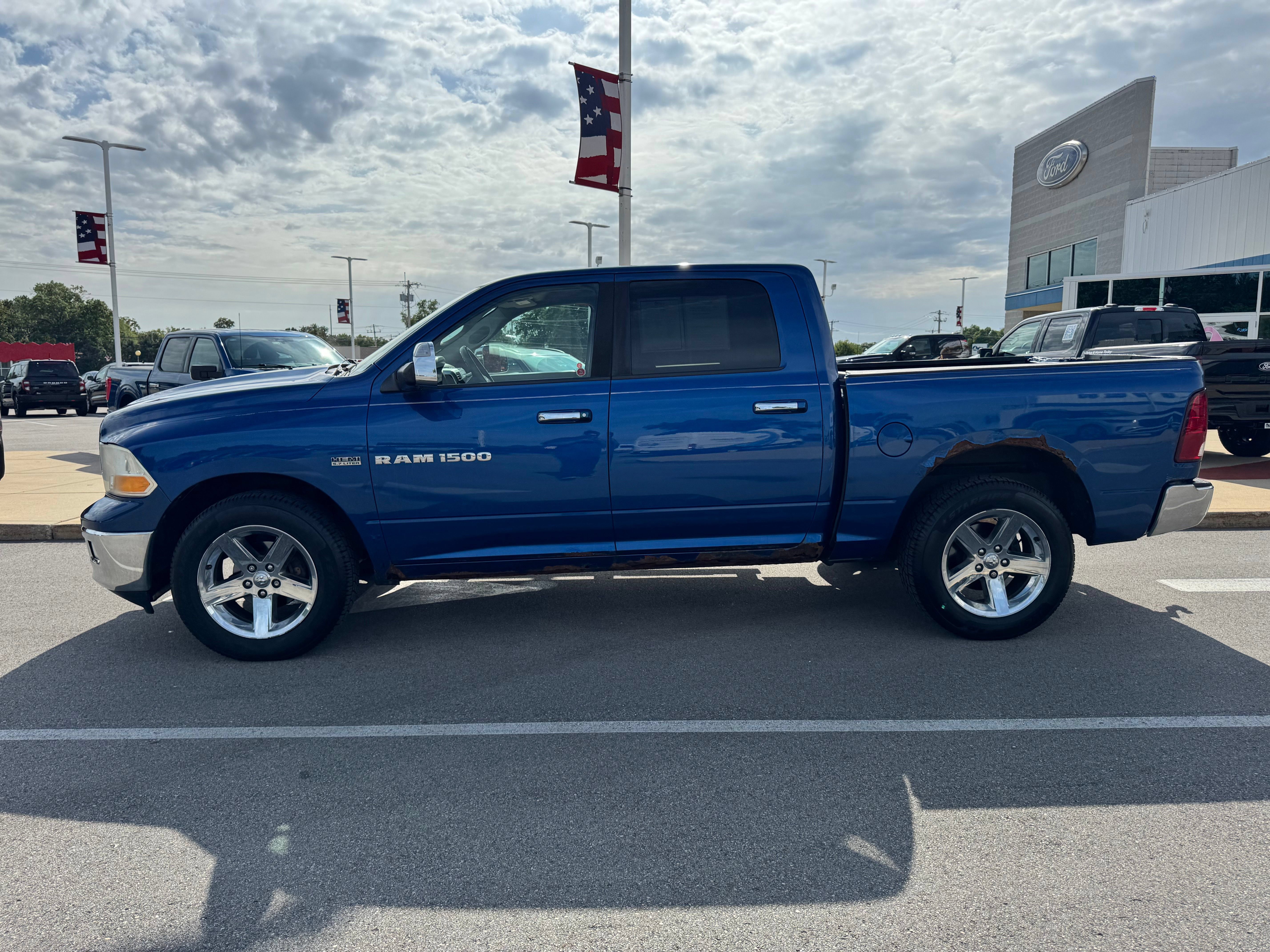 Used 2011 RAM 1500 Big Horn AWD/4WD image 4