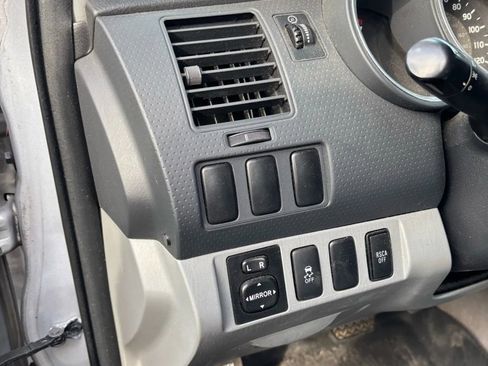 Used 2010 Toyota Tacoma 2WD Access Cab image 21