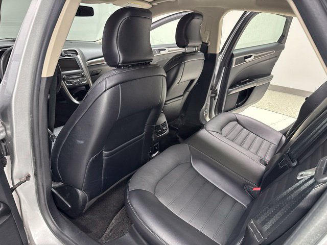 Used 2018 Ford Fusion Energi SE FWD image 22