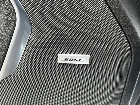 Used 2023 Chevrolet Suburban Premier image 28