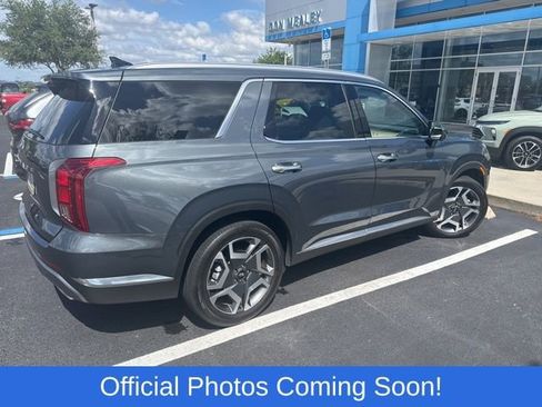 Used 2025 Hyundai Palisade Limited FWD image 3