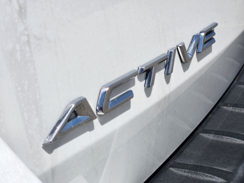 New 2026 Ford Explorer Active w/ Active Comfort Package RWD image 9