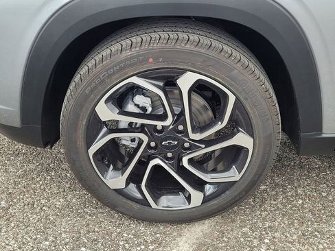 New 2026 Chevrolet Trax RS w/ Driver Confidence Package image 11