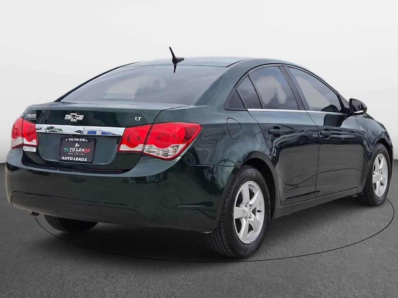 Used 2014 Chevrolet Cruze LT FWD image 4