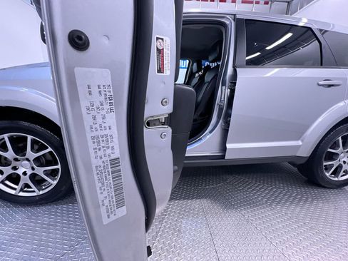 Used 2016 Dodge Journey R/T w/ Driver Convenience Group FWD image 43