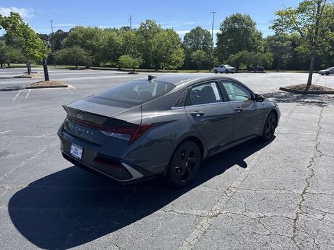 New 2026 Hyundai Elantra SEL Sport Premium FWD image 8