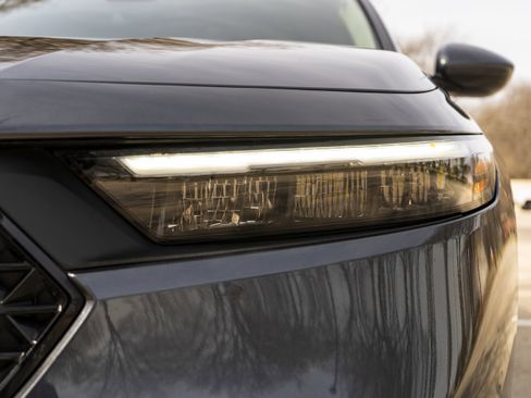 Used 2024 Honda Accord EX image 11