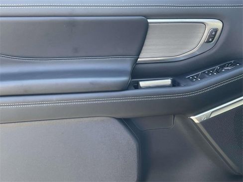 New 2025 Ford Expedition Platinum w/ Driver's Package image 16