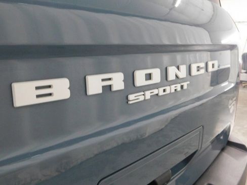 Used 2022 Ford Bronco Sport Badlands image 6