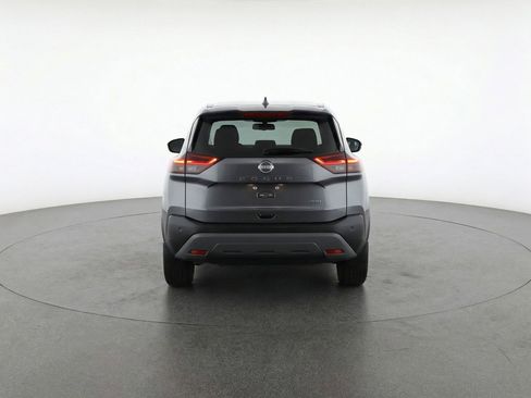 Used 2023 Nissan Rogue S image 7