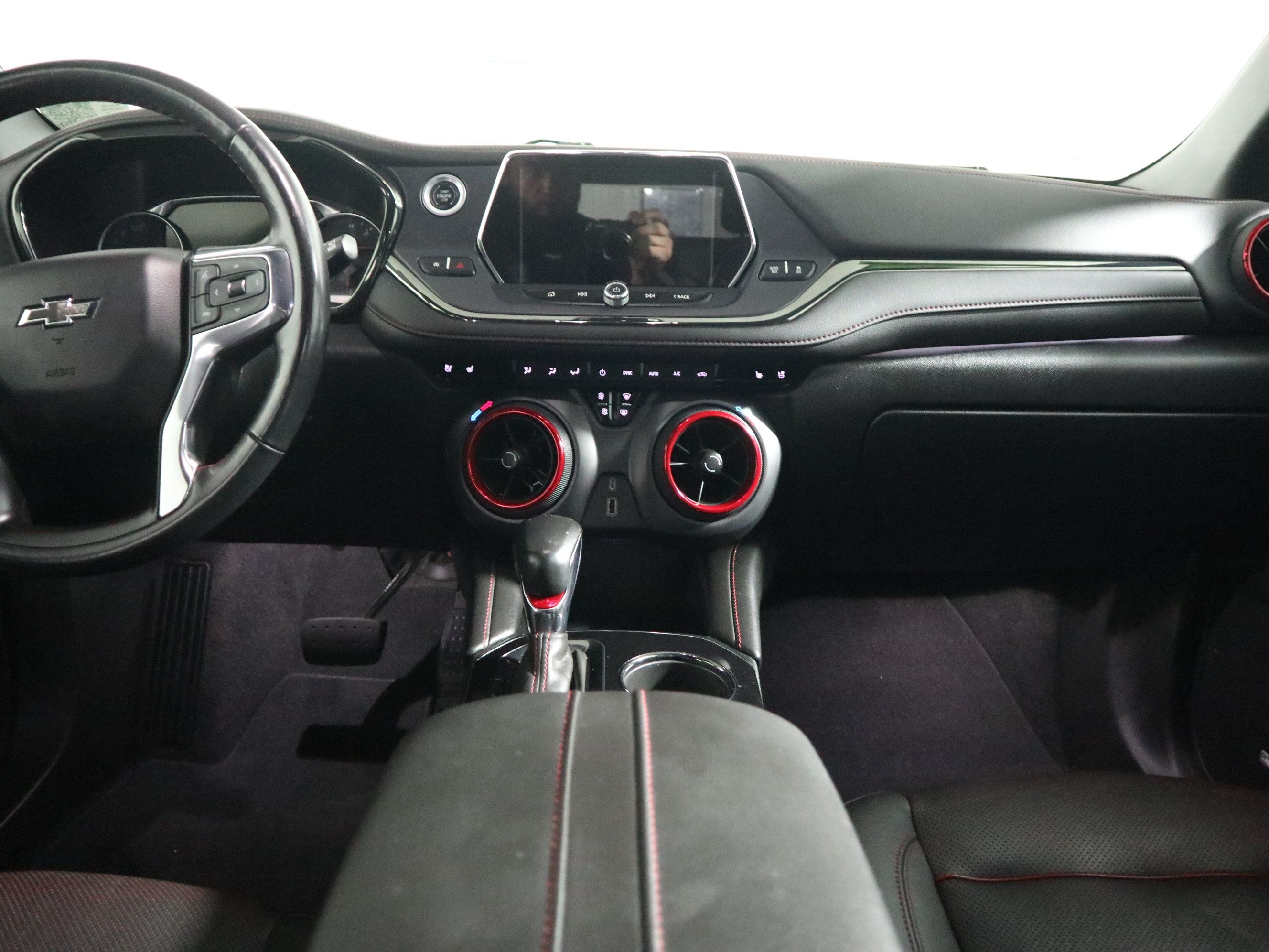 Used 2022 Chevrolet Blazer RS w/ Enhanced Convenience Package FWD image 13