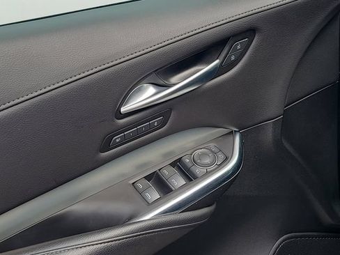 Used 2023 Cadillac XT4 Premium Luxury FWD image 21