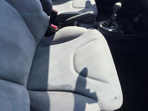 Used 2013 Honda Fit image 17