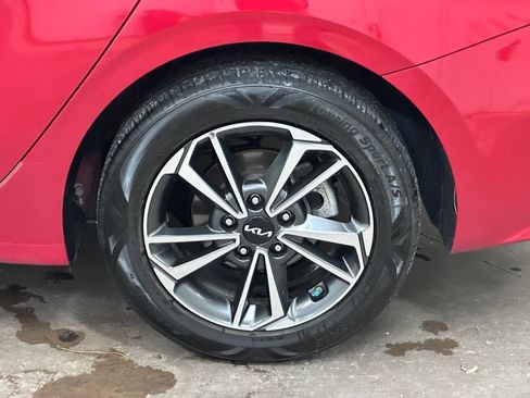 Used 2023 Kia Forte LXS image 41