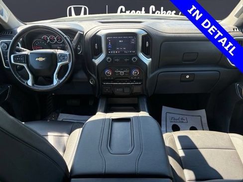 Used 2022 Chevrolet Silverado 1500 LTZ AWD/4WD image 10