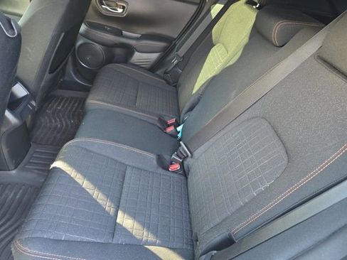 Used 2025 Honda HR-V Sport image 10