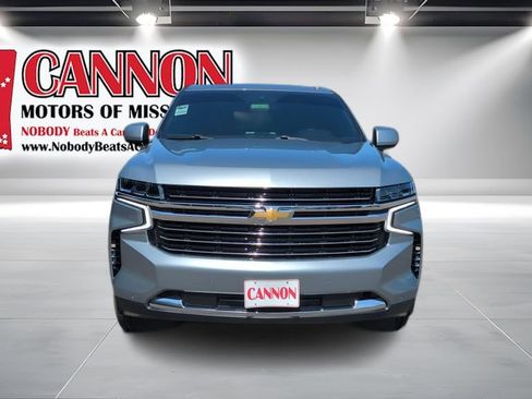 Used 2023 Chevrolet Tahoe LT RWD image 2