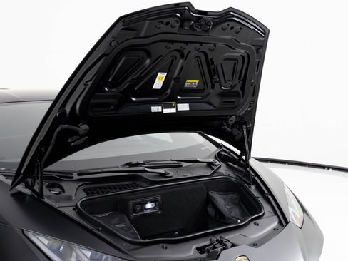 Used 2018 Lamborghini Huracan Performante image 46