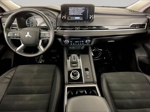 Used 2022 Mitsubishi Outlander SE FWD image 7