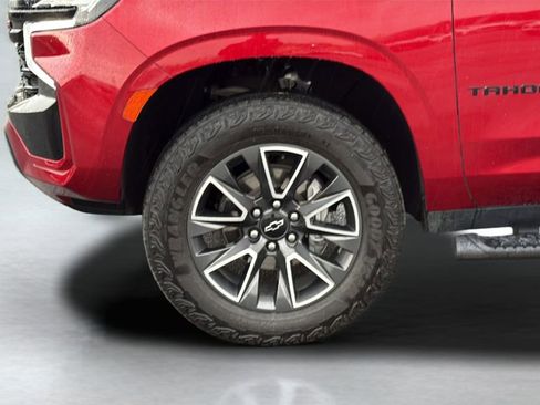 Used 2023 Chevrolet Tahoe Z71 w/ Luxury Package image 9