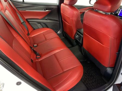 Used 2025 Toyota Camry XSE AWD/4WD image 12