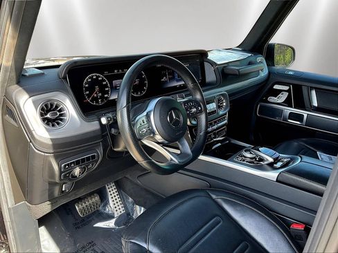 Used 2021 Mercedes-Benz G 550 w/ Exclusive Interior Package image 17