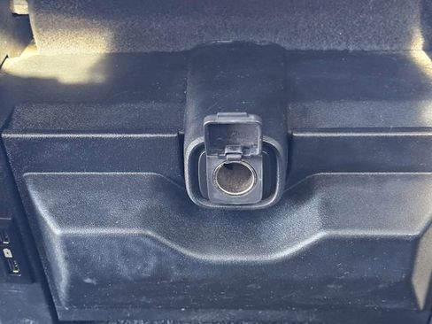 Certified 2019 Ford F150 XLT w/ Equipment Group 302A Luxury image 17