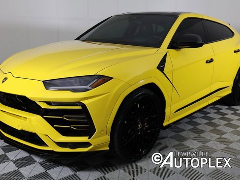 Used 2021 Lamborghini Urus image 9