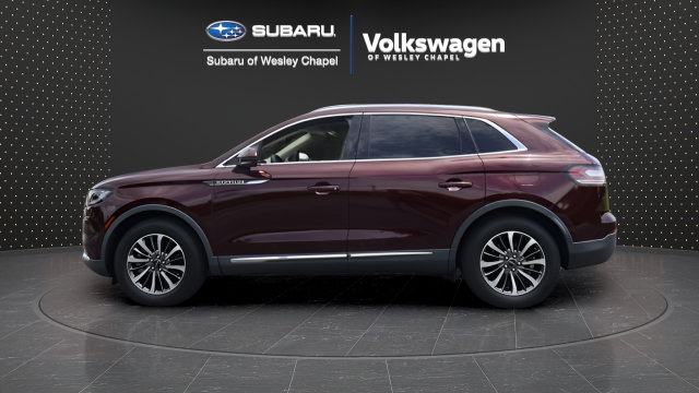Used 2022 Lincoln Nautilus FWD w/ Premium Package image 5