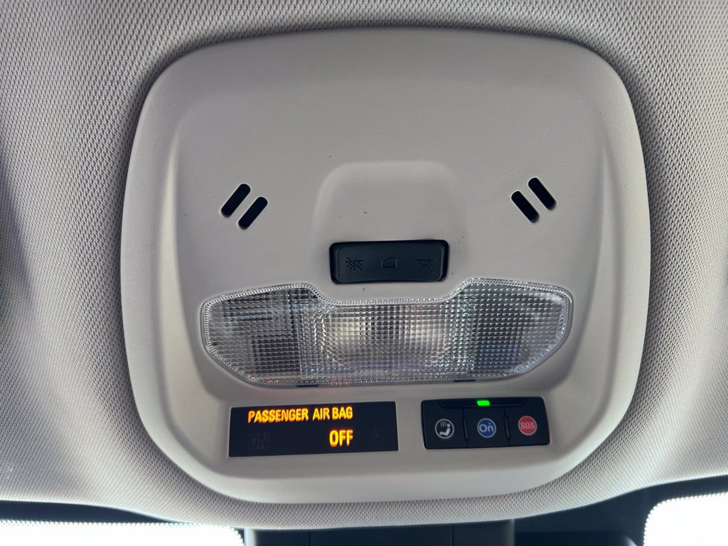 Used 2024 Chevrolet Trax LS w/ LS Convenience Package FWD image 12