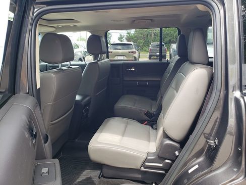 Used 2018 Ford Flex Limited w/ Equipment Group 303A AWD/4WD image 7