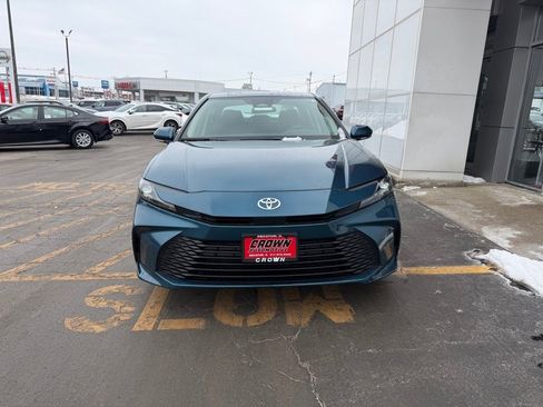 New 2026 Toyota Camry LE image 2