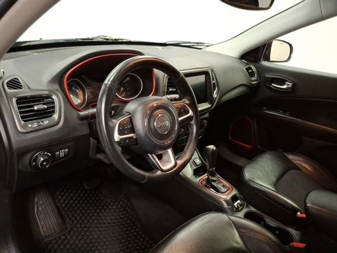 Used 2019 Jeep Compass Trailhawk image 16