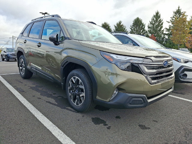 New 2026 Subaru Forester Premium AWD/4WD image 1