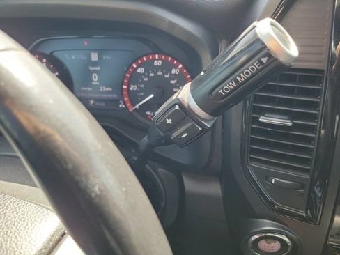 Certified 2021 Nissan Titan PRO-4X w/ Pro-4x Convenience Package AWD/4WD image 32