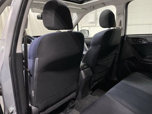 Used 2015 Subaru Forester 2.5i Premium w/ All-Weather Package AWD/4WD image 16