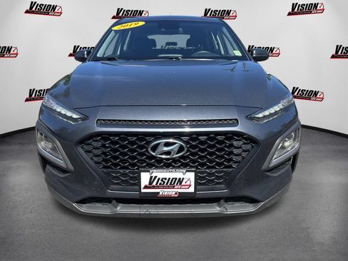 Used 2019 Hyundai Kona SE FWD image 2