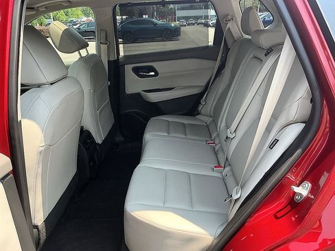 Certified 2023 Nissan Rogue SV w/ SV Premium B Package FWD image 24