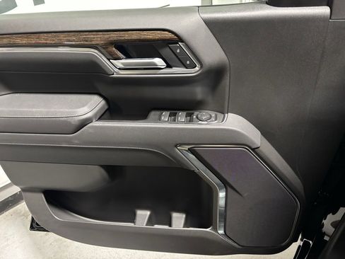 New 2026 GMC Sierra 1500 Elevation image 11