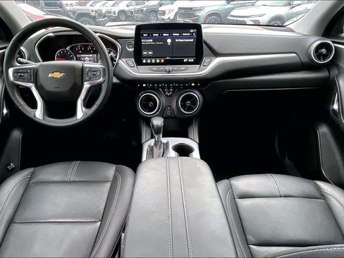 Used 2023 Chevrolet Blazer LT image 13