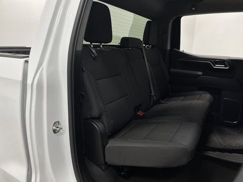 Used 2025 Chevrolet Silverado 1500 LT image 32