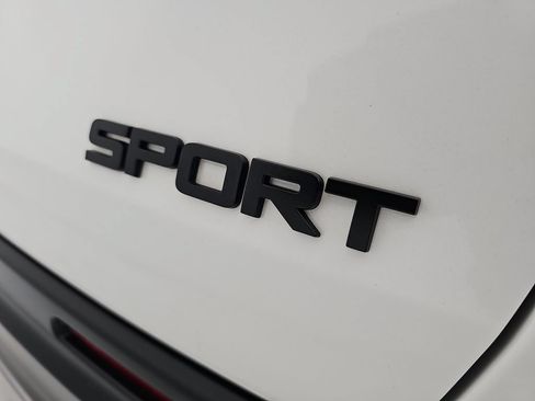 Used 2024 Honda HR-V Sport image 42